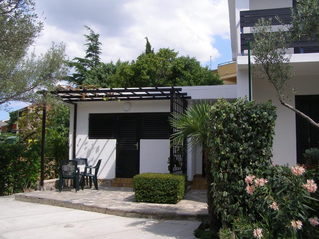 Apartments Dunoti Krk Town Rom bilde