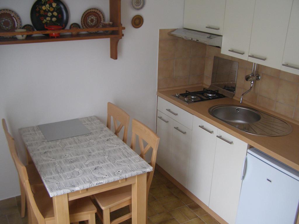 Apartments Dunoti Krk Town Rom bilde